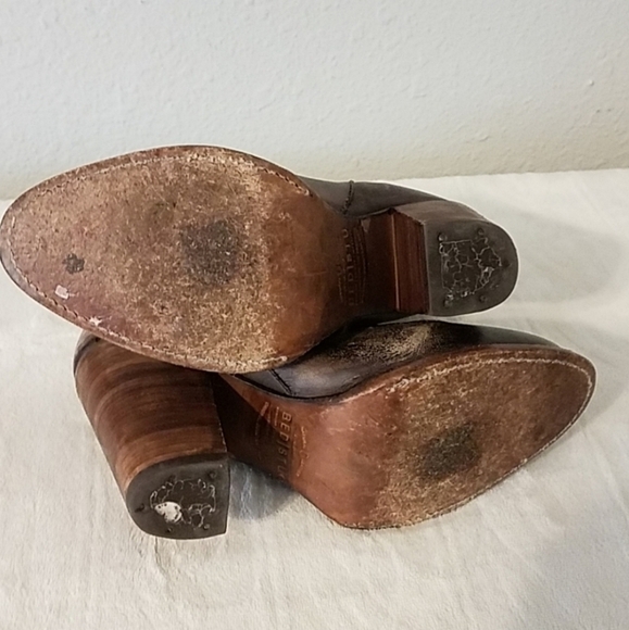 Bedstu Isla Distressed Leather Zip Buckle Bootie 7 - Picture 6 of 7